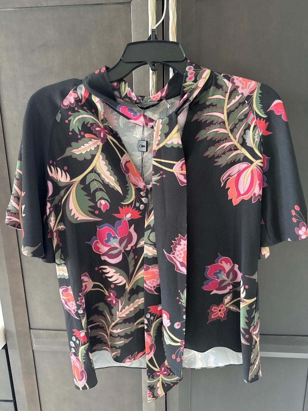 Short sleeve blouse